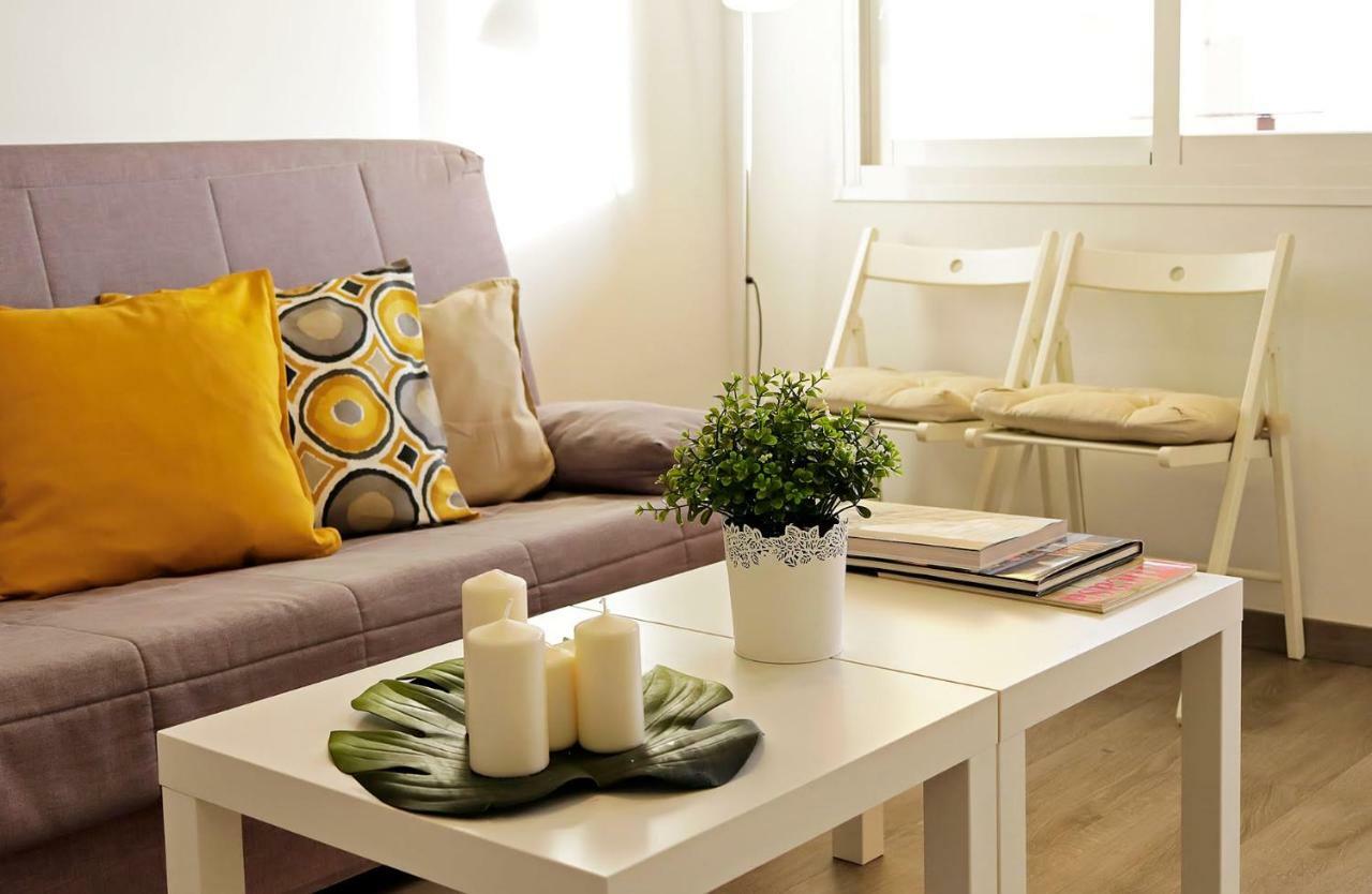 Apartamento Los Tres Soles Малага Экстерьер фото